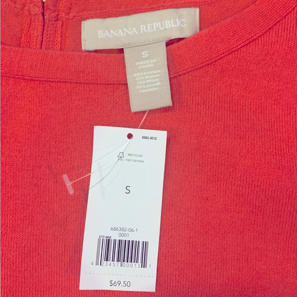 New Women’s Banana Republic Sweater - Picture 4 of 7